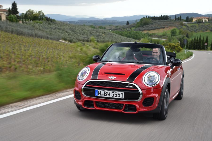  Mini Cooper S JCW Cabrio 2016 года  (фото 64 из 104)